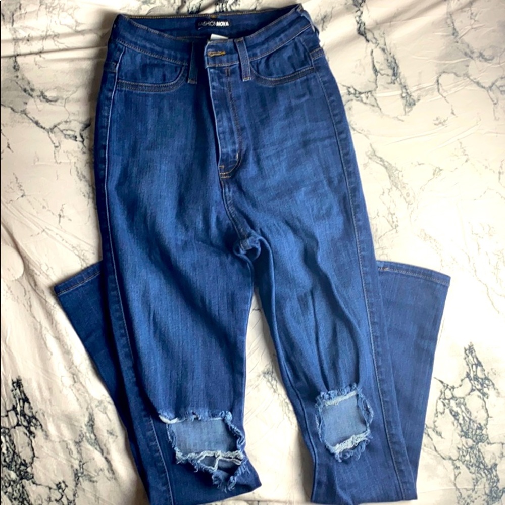 Distressed Skinny Jeans